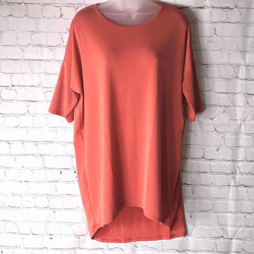 LuLaroe Irma blouse